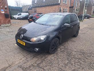 Schadeauto Volkswagen Golf 1.2 tsi match 2012/3