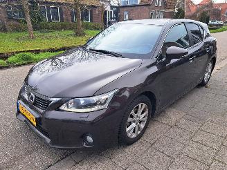 Schadeauto Lexus Ct 200 H business automaat hybrid 2011/4
