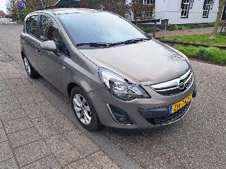 Avarii autoturisme Opel Corsa 1.2i automaat 2014/5