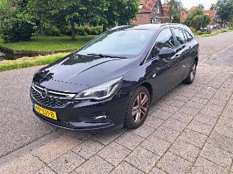 uszkodzony samochody osobowe Opel Astra 1.0i SPORTS TOURER 2017/3