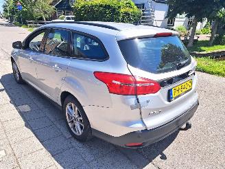 Ford Focus 1.0i lease edition picture 4
