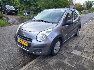 Coche accidentado Suzuki Alto 1.0 comfort 2013/2