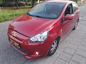 uszkodzony samochody osobowe Mitsubishi Space-star 1.2 instyle autmaat 2014/9