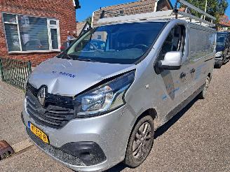 krockskadad bil bedrijf Renault Trafic 1.6 DCi T29 L H1 2016/1