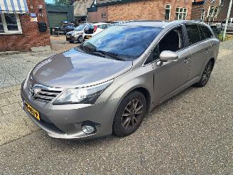 škoda osobní automobily Toyota Avensis 1.8VVTi dynemic automaat 2015/2