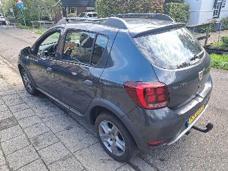 Dacia Sandero 0.9 tce Bi-Fuel Stepway picture 4