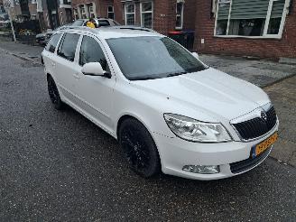Skoda Octavia 1.2 tsi combi picture 2