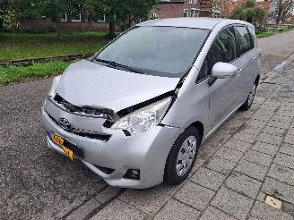 Schadeauto Toyota Verso S 1.3 VVTi aspiration automaat 2012/2