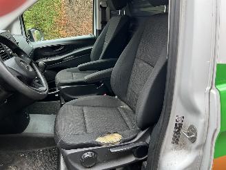 Mercedes Vito 109 CDI LANG AIRCO picture 16