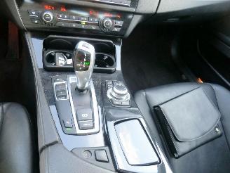 BMW 5-serie 525d High Executive LEER AUTOMAAT picture 19