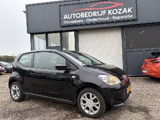Gebrauchtwagen PKW Volkswagen Up! 1.0 High up! AIRCO NAVI NIEUWE APK 2012/6