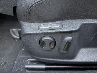 Volkswagen Passat 1.6 TDI Highline Airco NAVI Cruise PDC picture 14