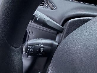 Peugeot 208 1.0 Pure Tech Access AIRCO PDC CRUISE picture 18