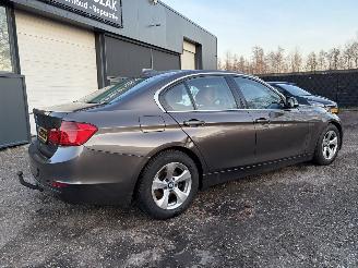 BMW 3-serie 320i EfficientDynamics Edition Executive 170pk picture 4