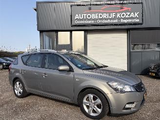 bruktbiler auto Kia Cee d Sporty Wagon 1.4 CVVT Navigator Plus Pack CRUISE 2013/1