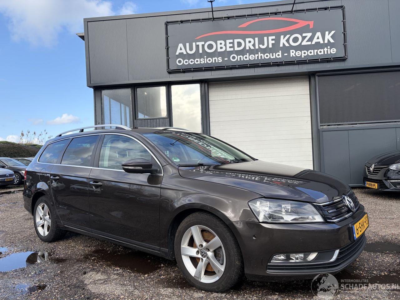 Volkswagen Passat 1.6 TDI BlueMotion Executive NAVI PDC CRUISE