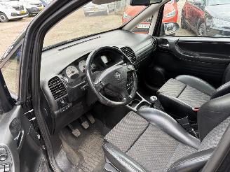 Opel Zafira -A 2.0-16V OPC AIRCO 7-pers. NIEUWE APK picture 12