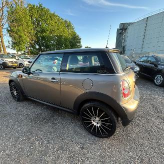 Mini One 1.6 One Business Line AIRCO picture 8