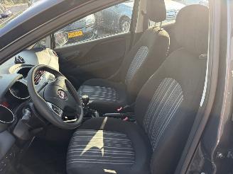 Fiat Punto Evo 1.4 Business AIRCO 5-drs picture 9