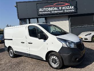 Käytettyjen commercial vehicles Renault Trafic 1.6 dCi L1H1 Generique 3-pers.EURO 6 2015/10