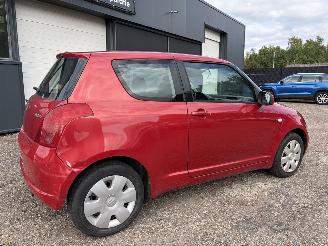 Suzuki Swift 1.3 GLS AIRCO NIEUWE APK picture 4