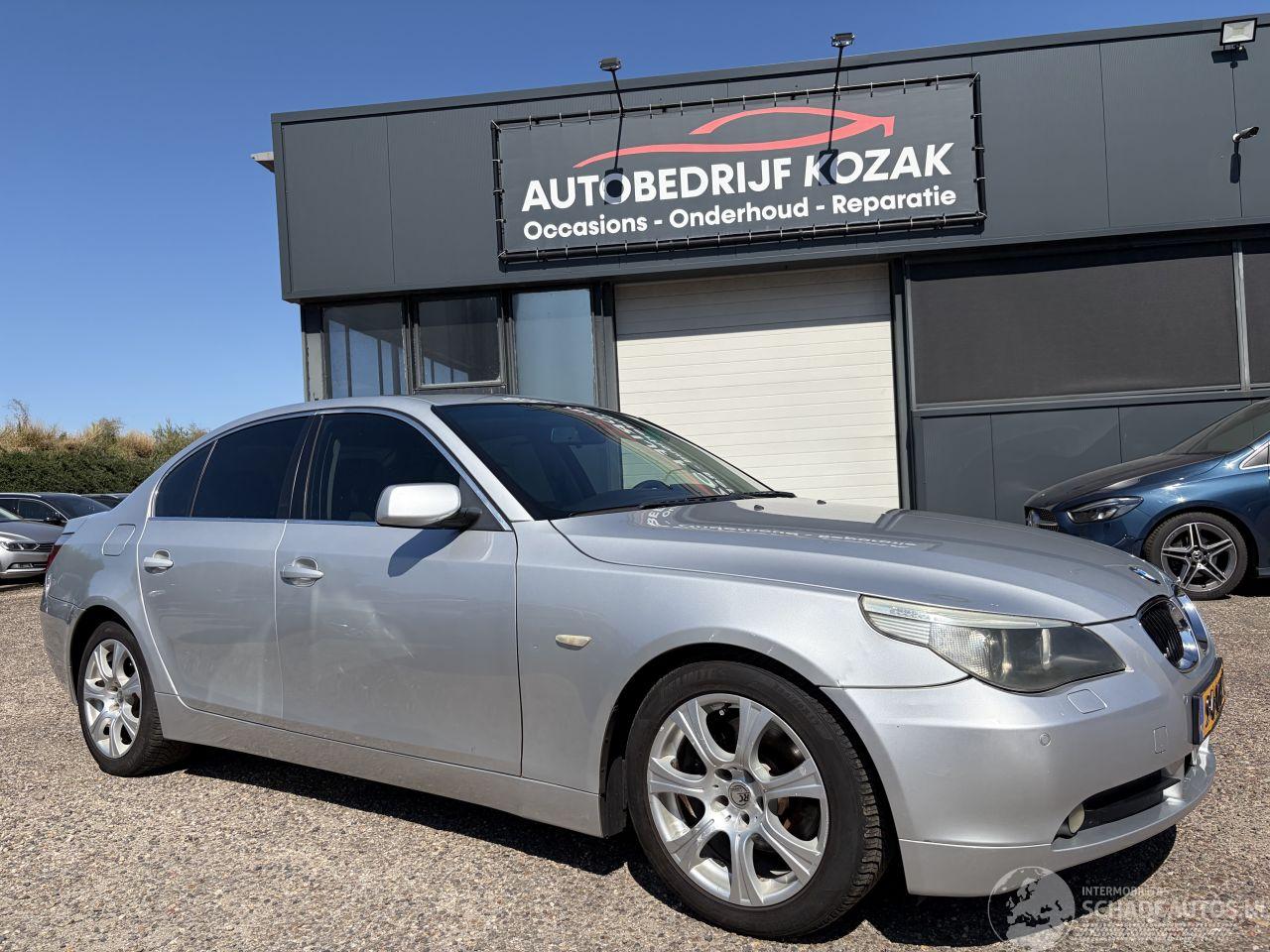 BMW 5-serie 520i V6 Executive SEDAN AUTOMAAT
