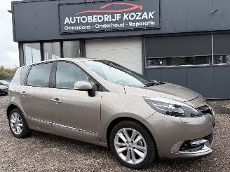 Gebrauchtwagen PKW Renault Scenic 2.0 Privilege AUTOMAAT AIRCO LEER 2012/3