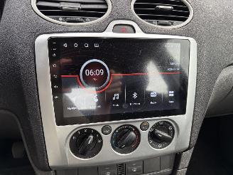 Ford Focus 1.6-16V First Edition AIRCO CRUISE PDC picture 11
