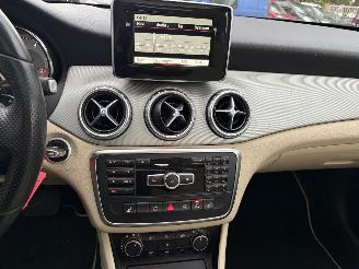 Mercedes GLA 200 Prestige AUTOMAAT PANORAMA picture 20