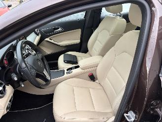 Mercedes GLA 200 Prestige AUTOMAAT PANORAMA picture 8