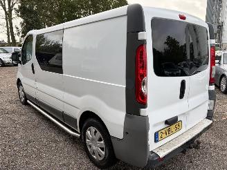 Renault Trafic 2.5 dCi L2H1 5-pers. AIRCO PDC TREKHAAK picture 3