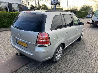 Opel Zafira 1.8-16V picture 3