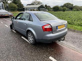 Audi A4 2.0-20V Multitronic picture 4