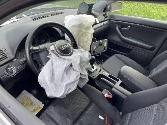 Audi A4 2.0-20V Multitronic picture 5