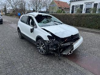 Autoverwertung Volkswagen Polo 1.6 TDi 2013/2