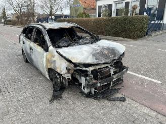 Démontage voiture Toyota Auris Touring Sports 1.8-16V Hybrid 2018/3