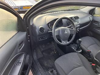 Mitsubishi Space-star 1.0-12V picture 5