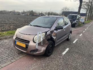 Suzuki Alto 1.0-12 picture 2