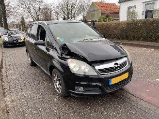 Autoverwertung Opel Zafira 1.8-16V 2008/1