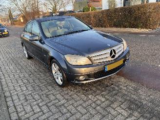 Schadeauto Mercedes C-klasse 180 K Elegance 2009/11
