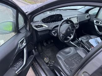 Peugeot 2008 1.2 Vti picture 5