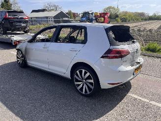 Volkswagen Golf 2.0 GTD picture 4