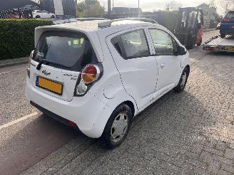 Chevrolet Spark 1.0-16V Bi-fuel picture 3