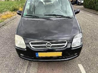 Opel Agila 1.2-16V picture 7