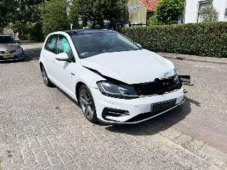 Avarii autoturisme Volkswagen Golf 1.5 TSi Highline Business R 2018/1