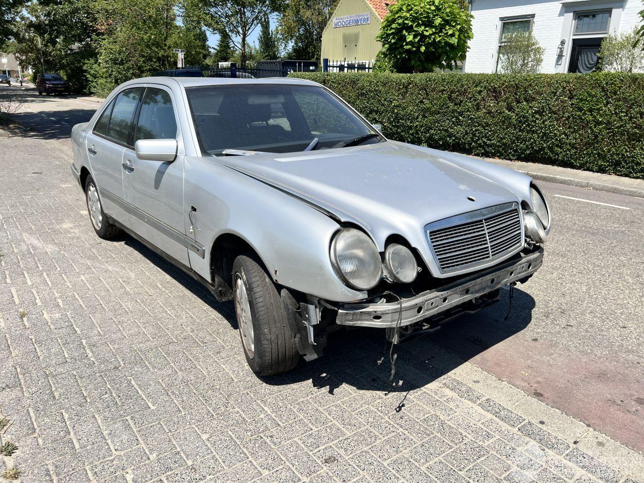 Mercedes E-klasse E (W210) 300D