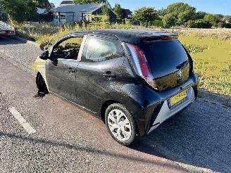 Toyota Aygo 1.0-12V picture 4