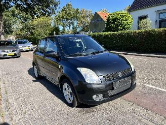 Schadeauto Suzuki Swift 1.5 VVT 2005/10