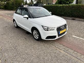 Coche accidentado Audi A1 1.2 TFSiSPORTBACK 2012/4