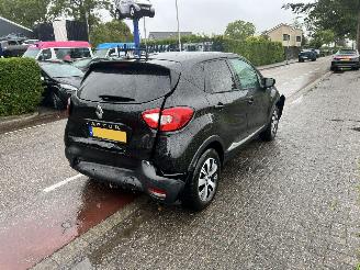 Renault Captur 0.9 TCe Limited picture 3